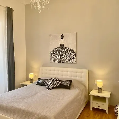 Kamino Old Town Apartmán *